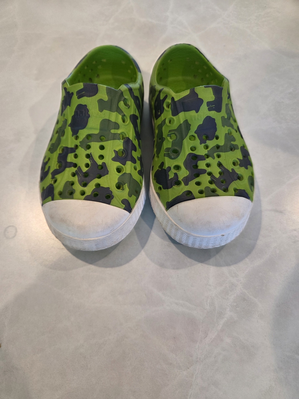 Native Kids Green Camo Slip-On Sneakers